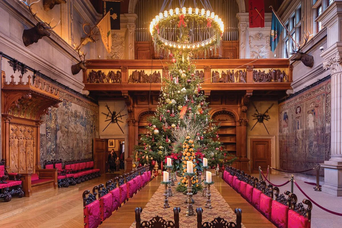 Biltmore Estate Christmas Tree adorning the dining room